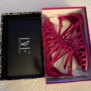 DVF Diane Von Furstenberg fuchsia jelly sandals